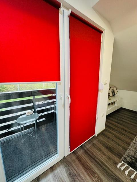 Licko Petrovo Selo Apartments Paradise מראה חיצוני תמונה